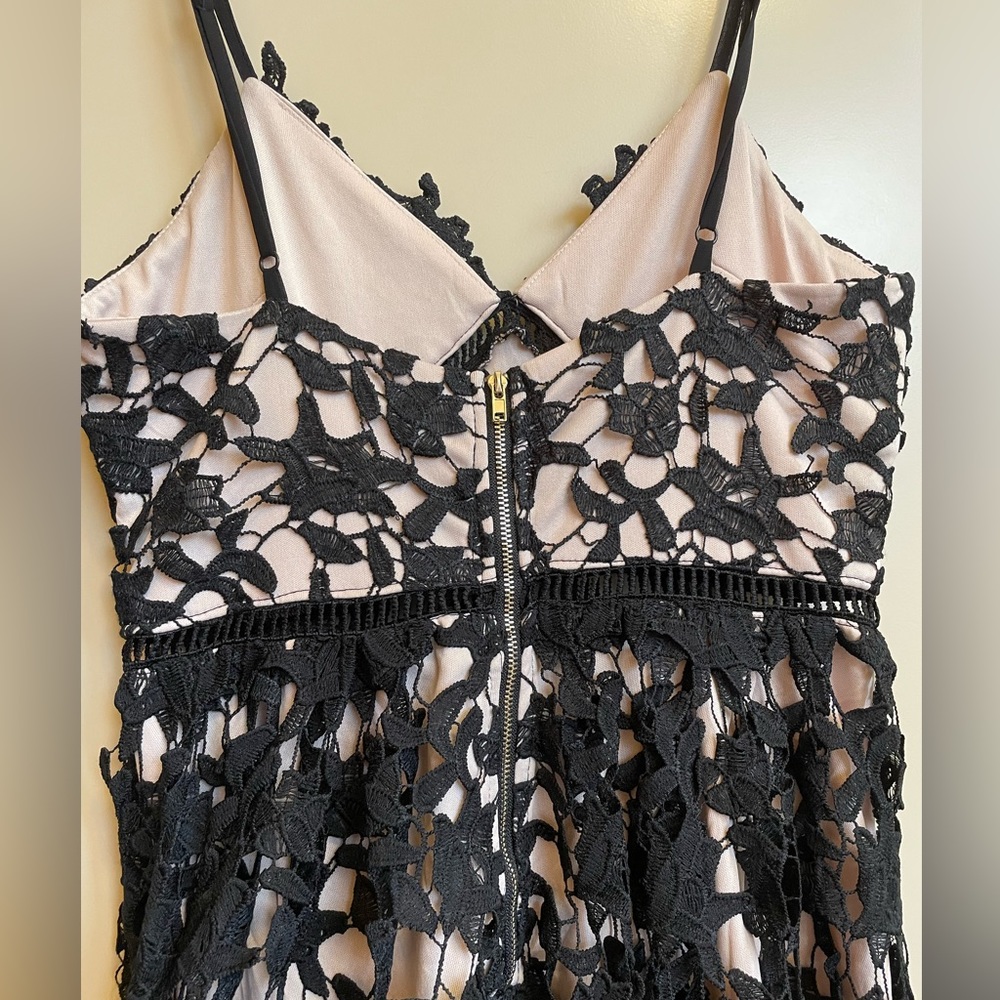 INA Dress - Picture 3 of 7